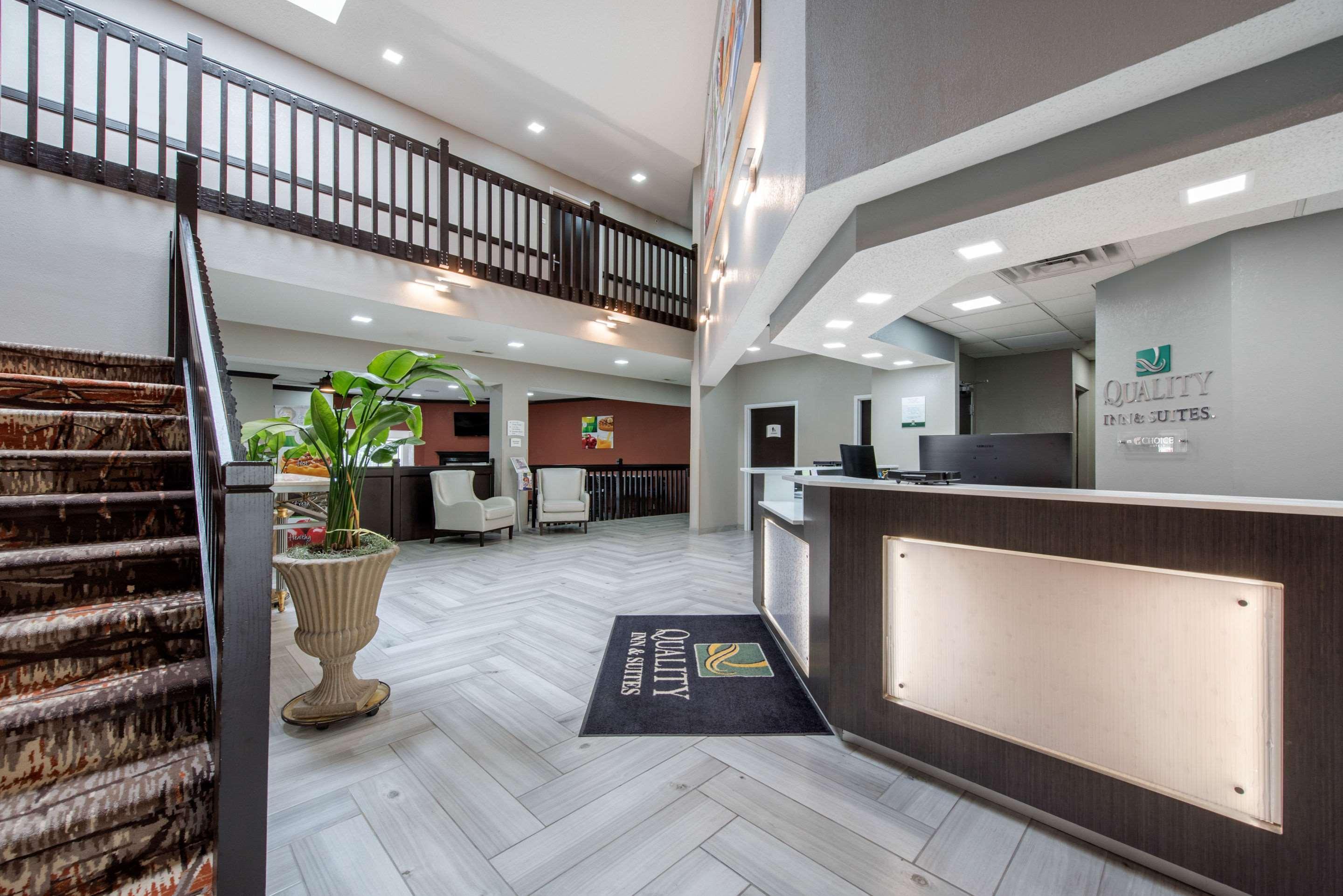 Quality & - Indianapolis West 3* Brownsburg