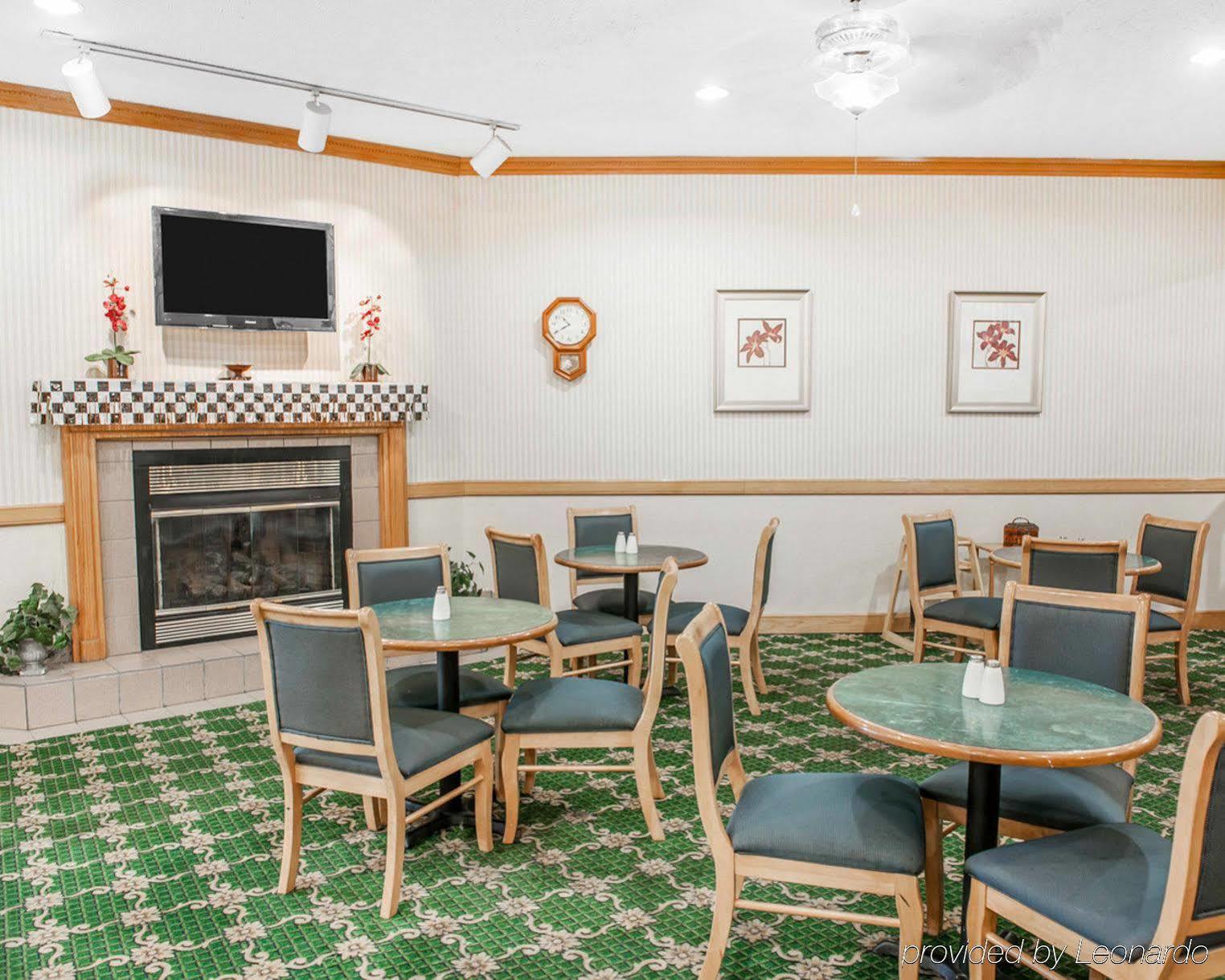 Hotel Quality & - Indianapolis West 3*