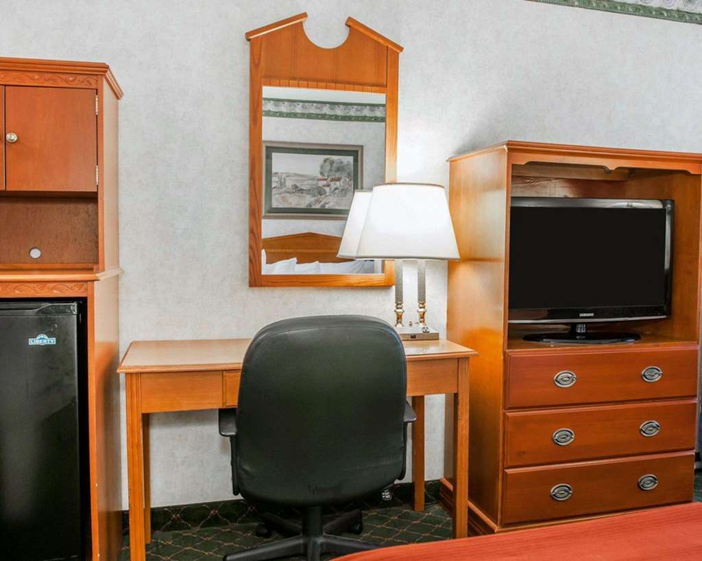 Hotel Quality & - Indianapolis West